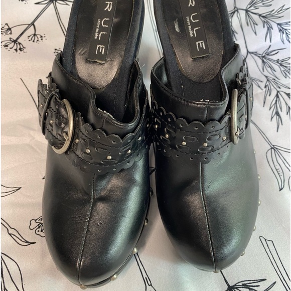 Steve Madden Clogs - Picture 2 of 9